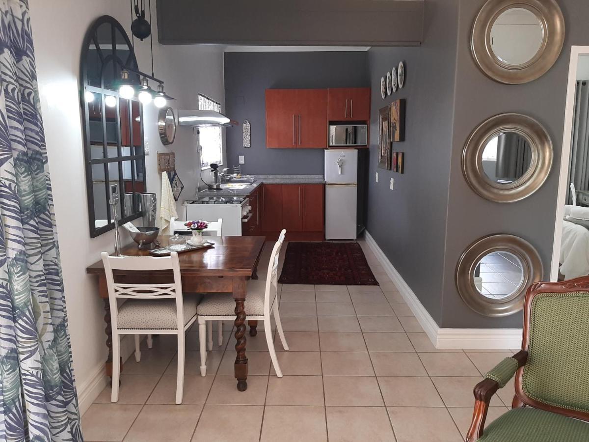 At 98 On Lynburn Guest House Pretoria Ngoại thất bức ảnh