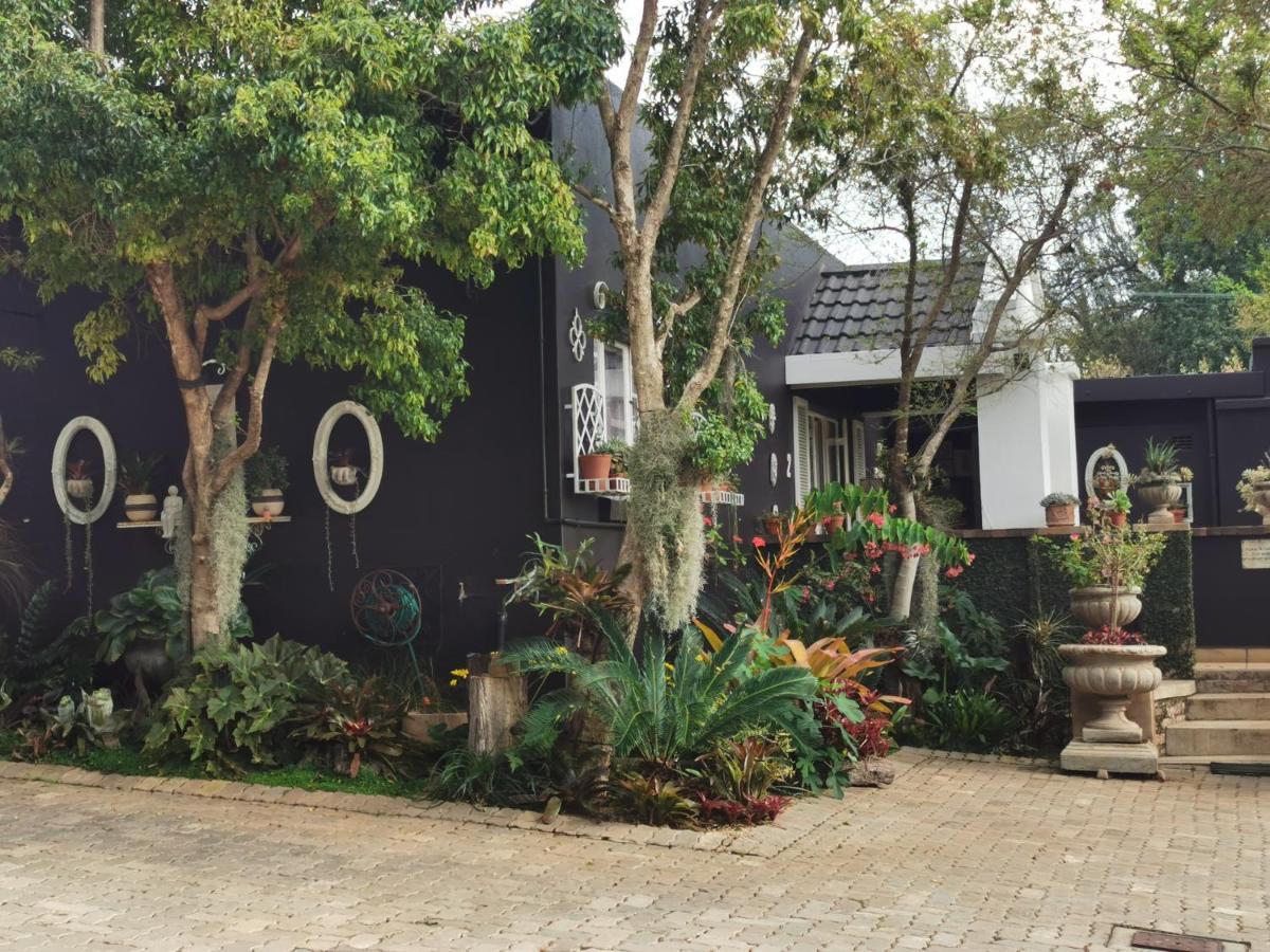 At 98 On Lynburn Guest House Pretoria Ngoại thất bức ảnh