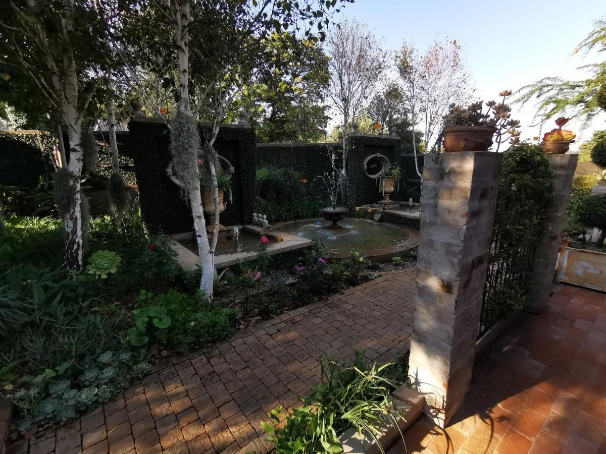 At 98 On Lynburn Guest House Pretoria Ngoại thất bức ảnh