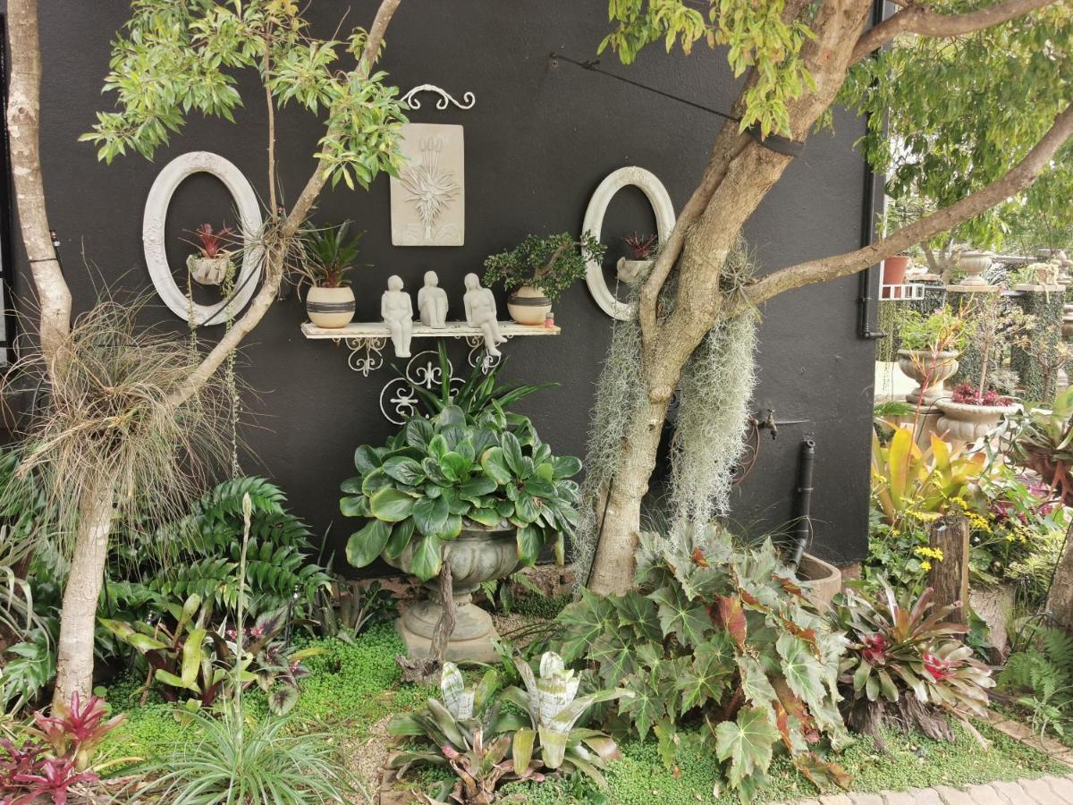 At 98 On Lynburn Guest House Pretoria Ngoại thất bức ảnh
