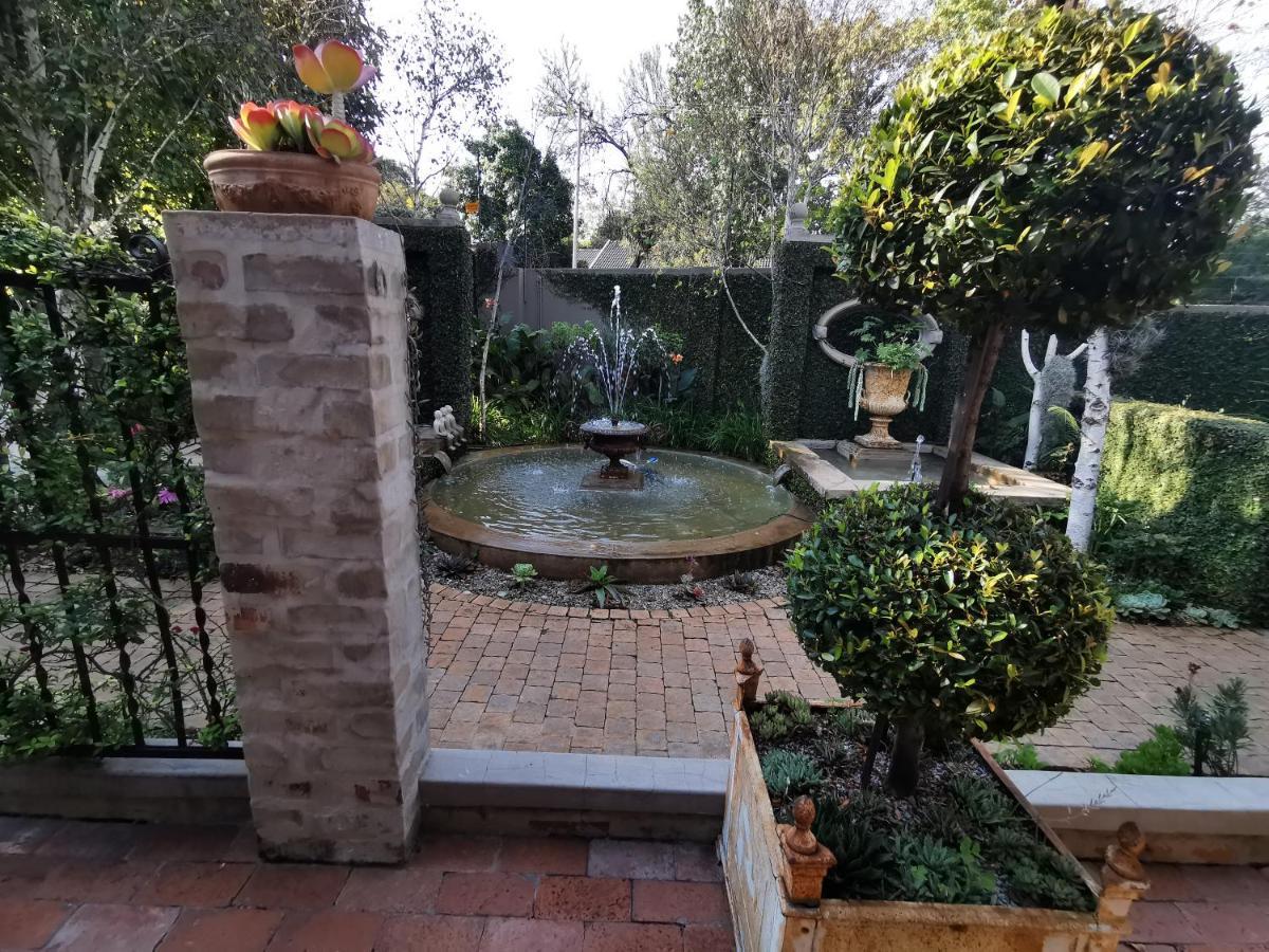 At 98 On Lynburn Guest House Pretoria Ngoại thất bức ảnh
