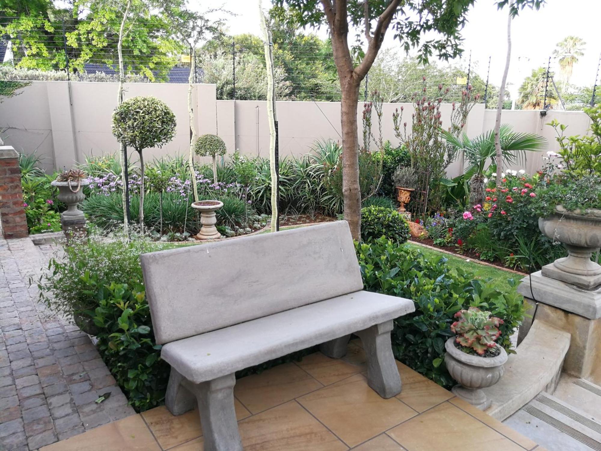 At 98 On Lynburn Guest House Pretoria Phòng bức ảnh